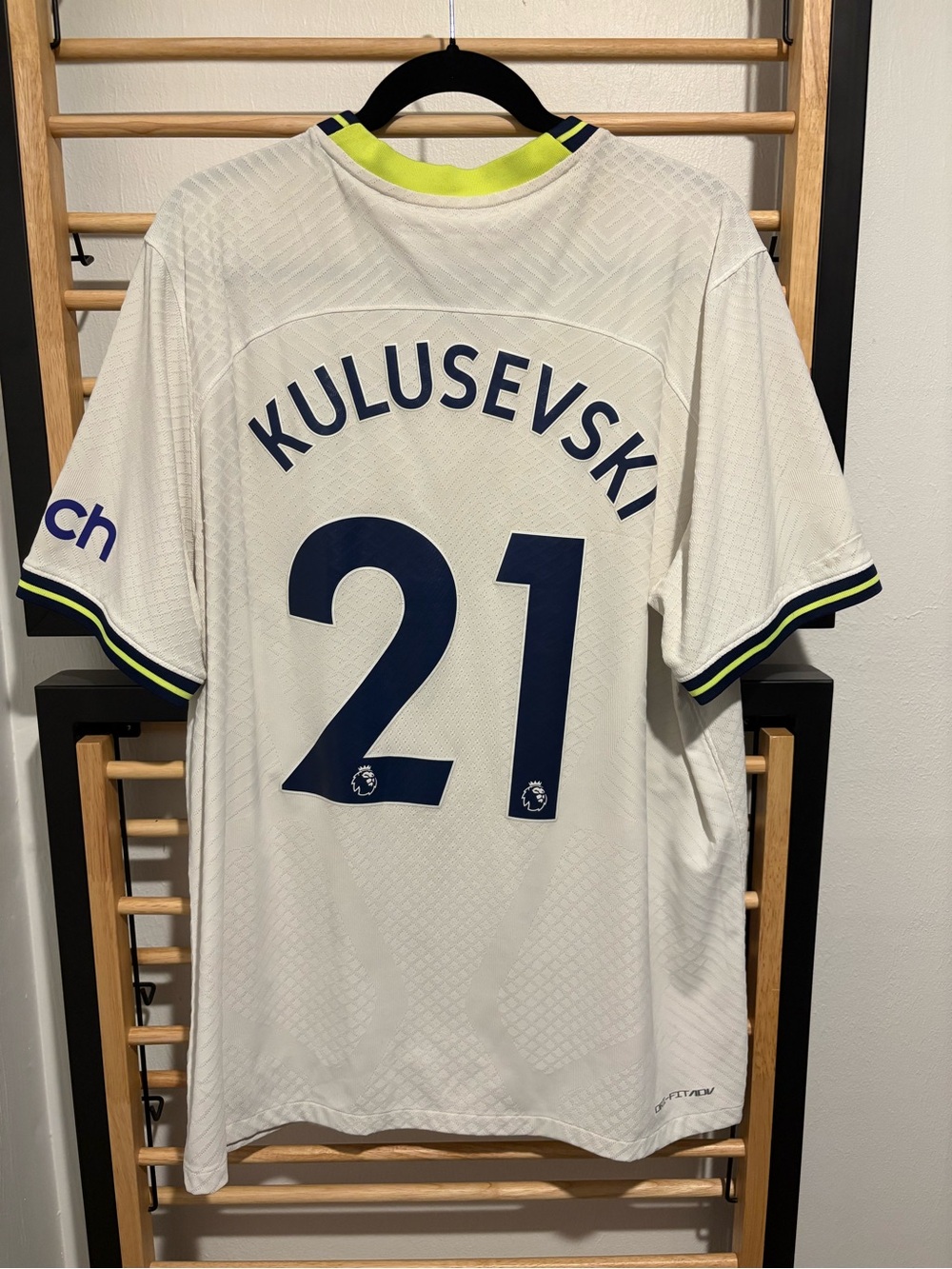 Tottenham Hotspur Kit - Dejan Kulusevski - Picture 2 of 2